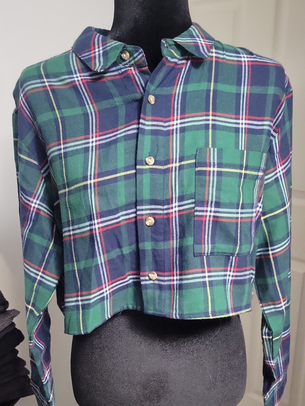 Forever 21 Small Cropped Plaid Button Up